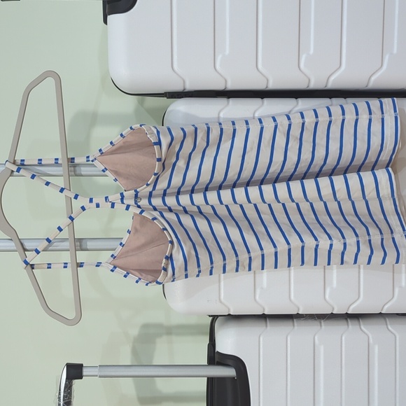 Lululemon top - Picture 2 of 3